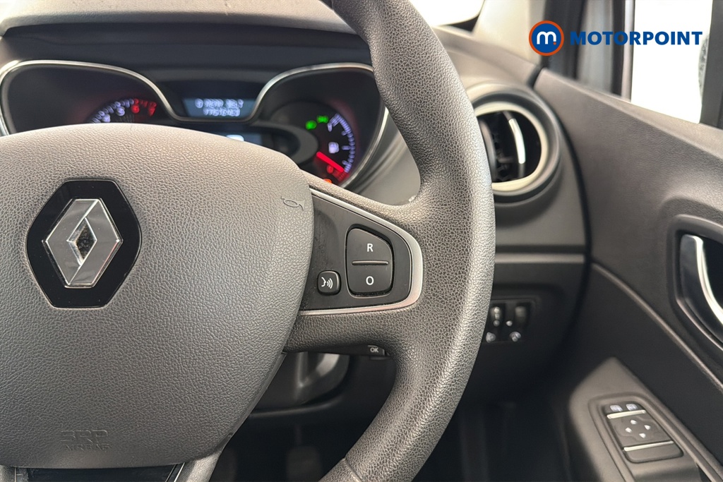 Renault Captur Play Manual Petrol SUV - Stock Number (1671501) - 3rd supplementary image
