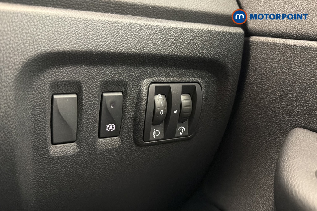 Renault Captur Play Manual Petrol SUV - Stock Number (1671501) - 11th supplementary image