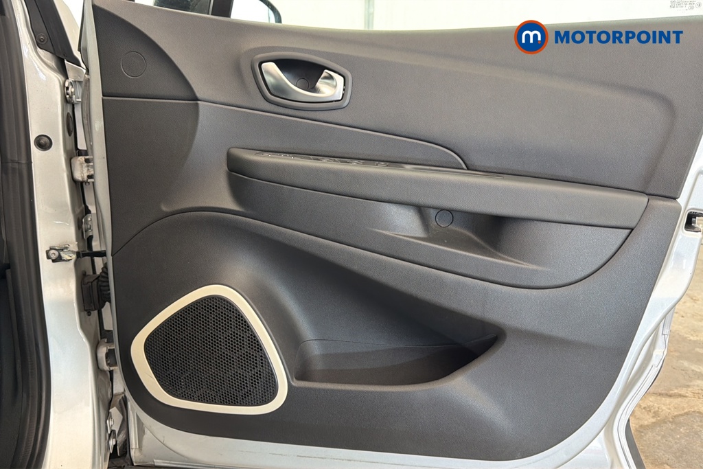 Renault Captur Play Manual Petrol SUV - Stock Number (1671501) - 18th supplementary image