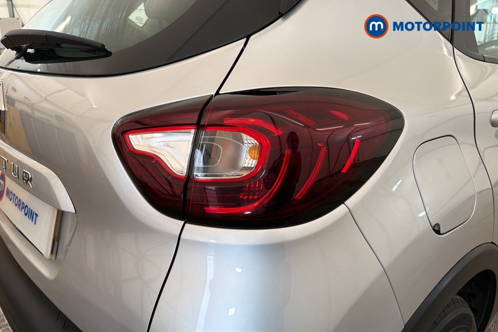 Renault Captur Play Manual Petrol SUV - Stock Number (1671501) - 36th supplementary image