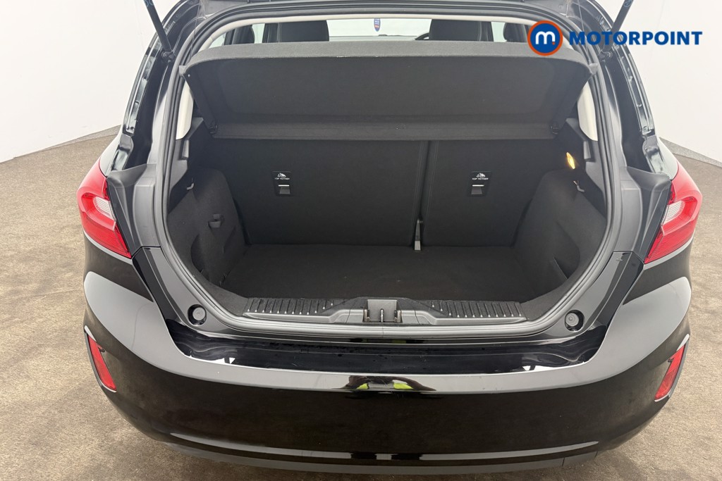 Ford Fiesta Zetec Manual Petrol Hatchback - Stock Number (1671574) - 6th supplementary image