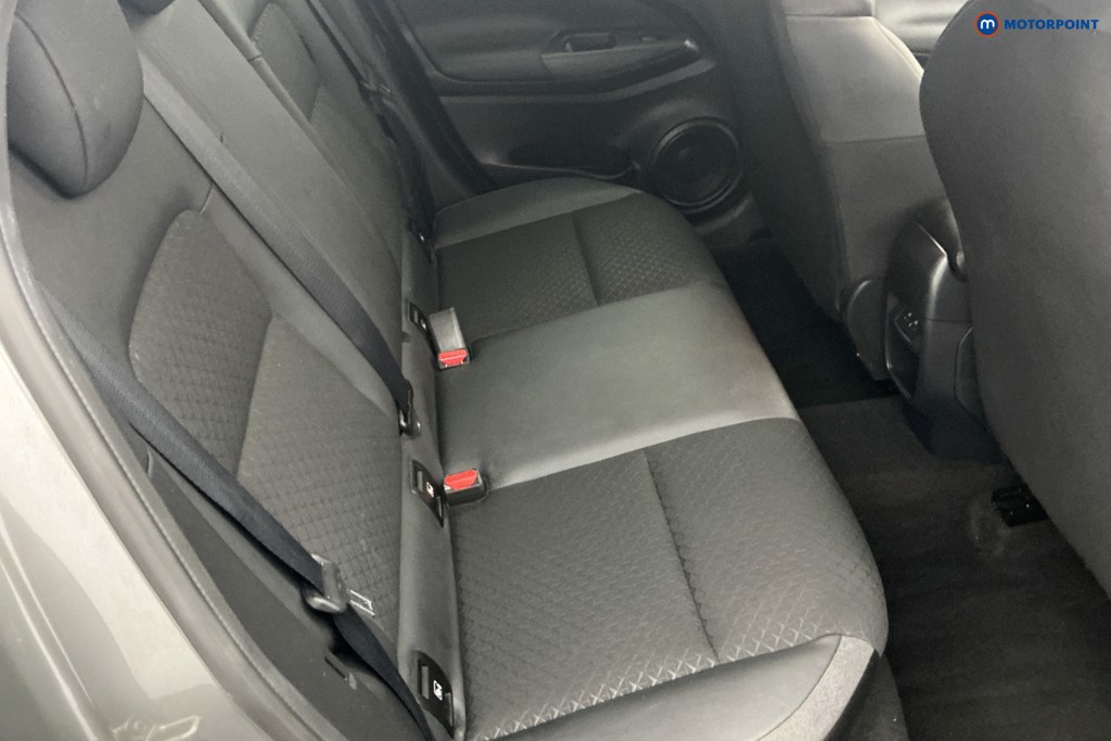 Nissan Juke N-Connecta Manual Petrol SUV - Stock Number (1671606) - 4th supplementary image