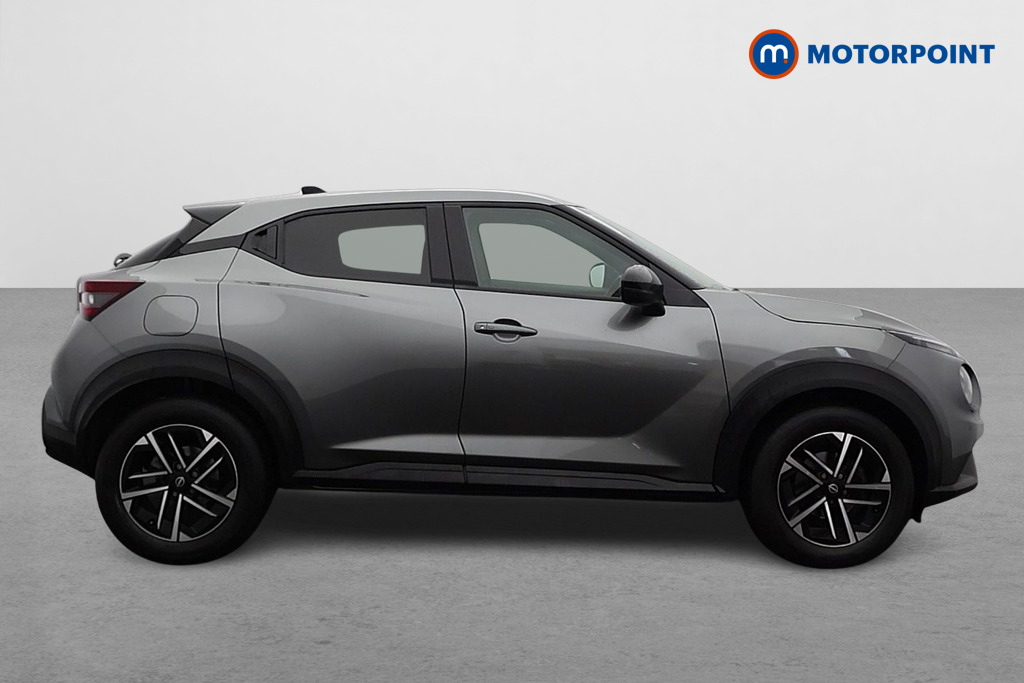 Nissan Juke N-Connecta Manual Petrol SUV - Stock Number (1671606) - Drivers side