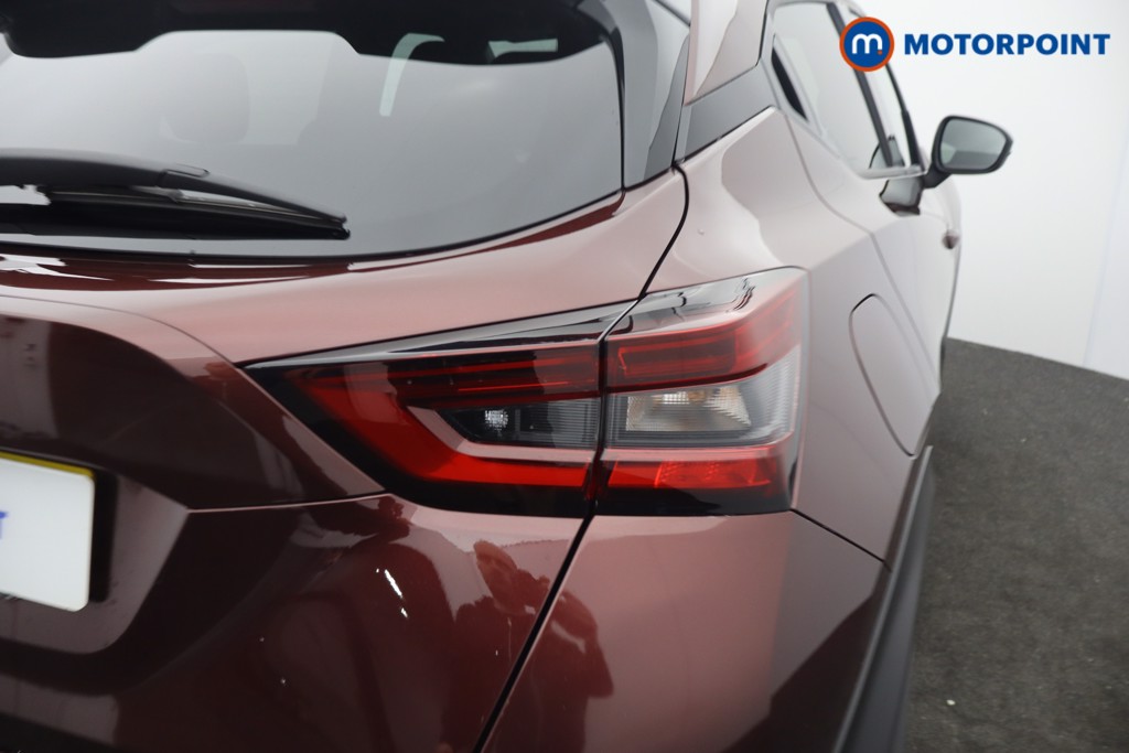 Nissan Juke N-Connecta Manual Petrol SUV - Stock Number (1671623) - 3rd supplementary image