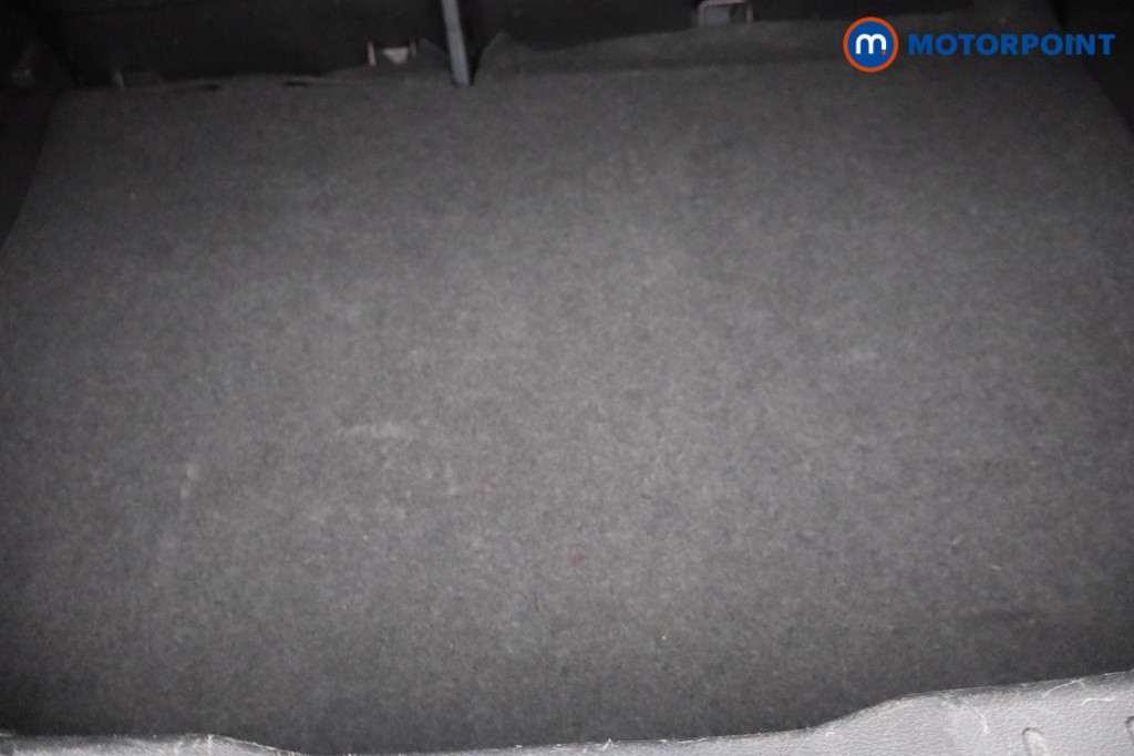 Nissan Juke N-Connecta Manual Petrol SUV - Stock Number (1671623) - 7th supplementary image