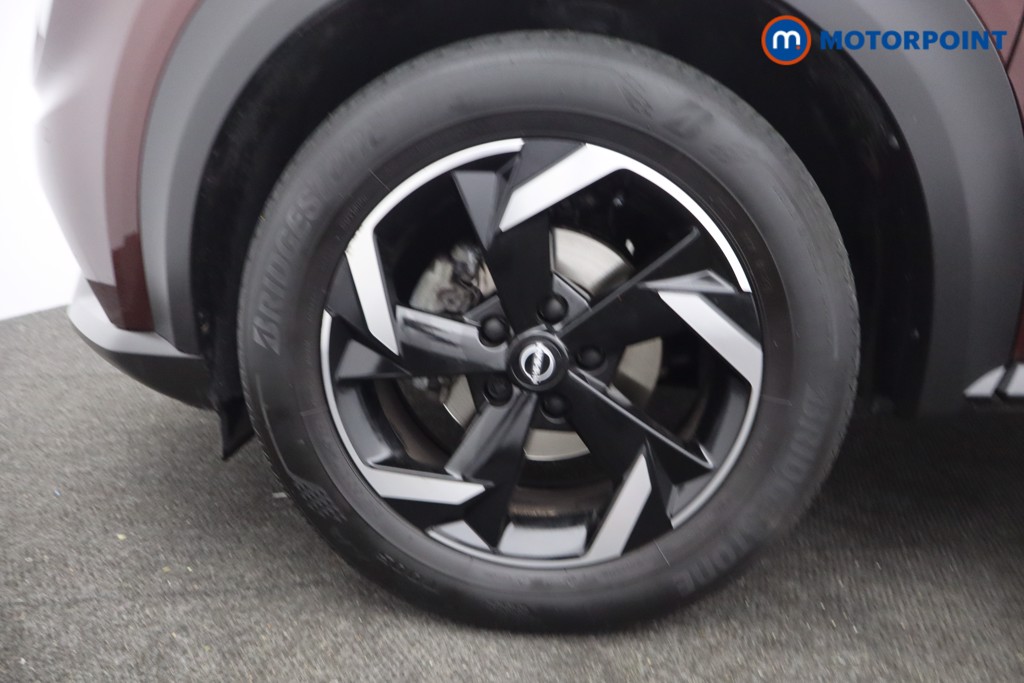 Nissan Juke N-Connecta Manual Petrol SUV - Stock Number (1671623) - 26th supplementary image