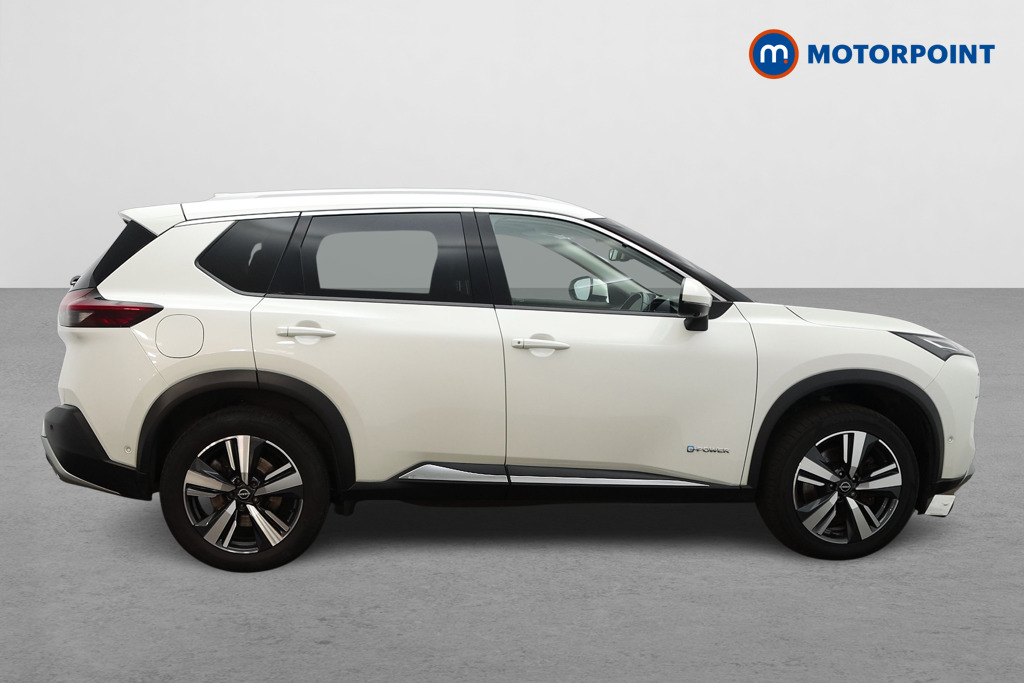 Nissan X-Trail Tekna Automatic Petrol-Electric Hybrid SUV - Stock Number (1671669) - Drivers side