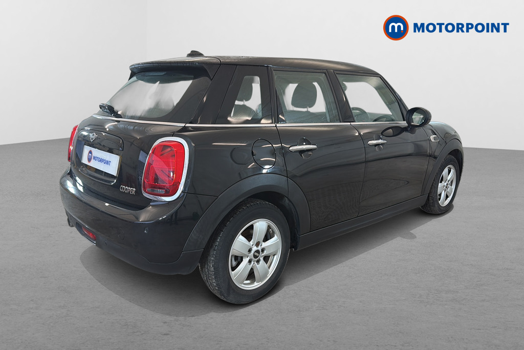 Mini Hatchback Cooper Classic Manual Petrol Hatchback - Stock Number (1671929) - Passenger side rear corner