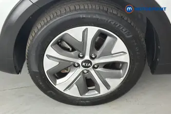 KIA E-Niro 4-Plus Automatic Electric SUV - Stock Number (1671955) - 44th supplementary image