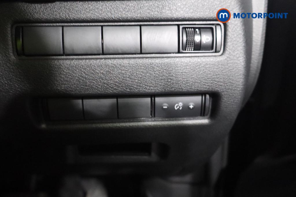 Nissan X-Trail Acenta Premium Automatic Petrol-Electric Hybrid SUV - Stock Number (1672133) - 14th supplementary image