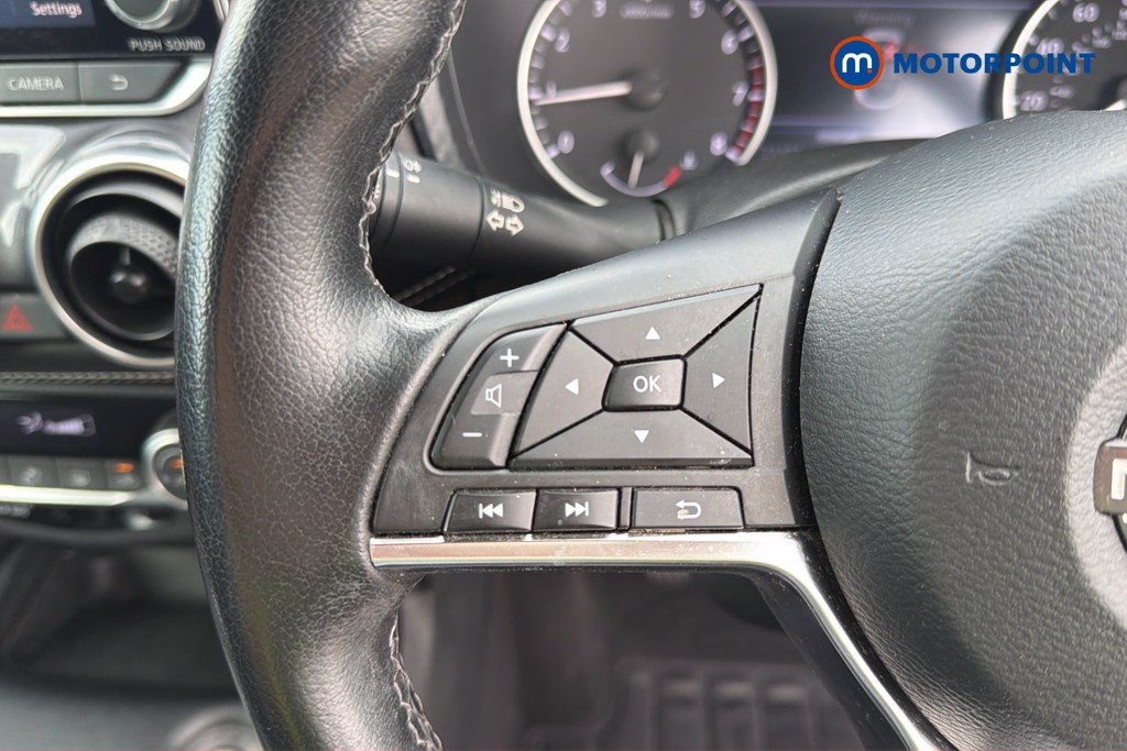 Nissan Juke N-Connecta Manual Petrol SUV - Stock Number (1672298) - 7th supplementary image