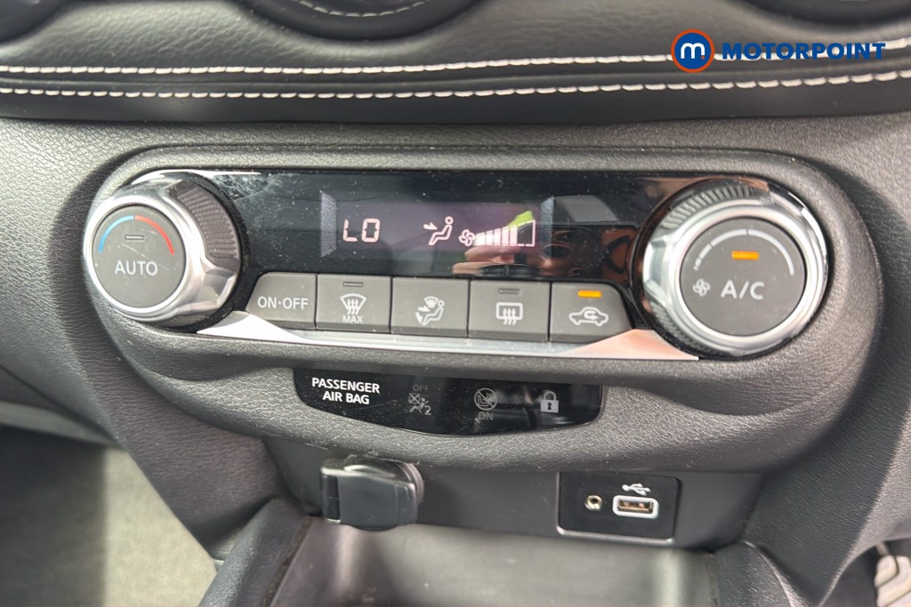 Nissan Juke N-Connecta Manual Petrol SUV - Stock Number (1672298) - 13th supplementary image