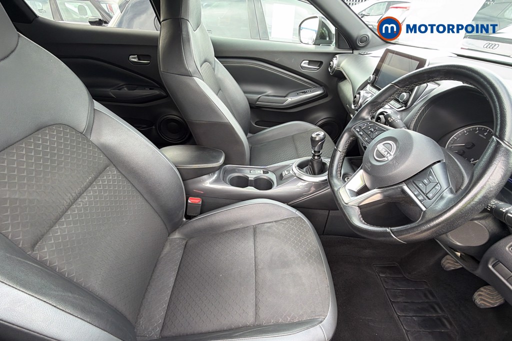 Nissan Juke N-Connecta Manual Petrol SUV - Stock Number (1672298) - 18th supplementary image