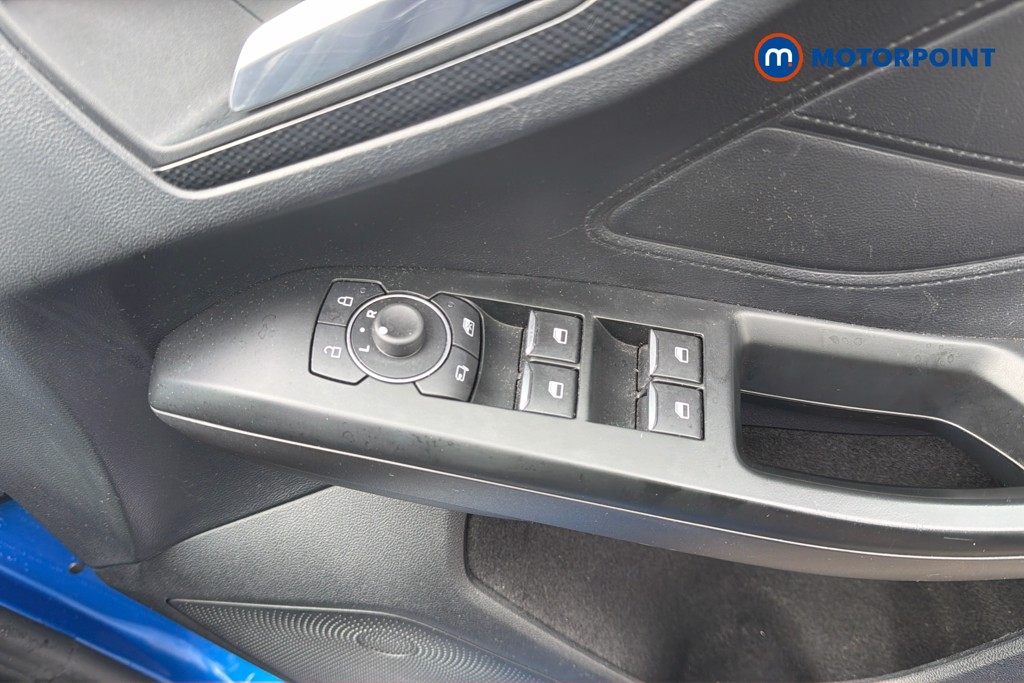 Ford Focus St-Line Vignale Automatic Diesel Hatchback - Stock Number (1672334) - 4th supplementary image