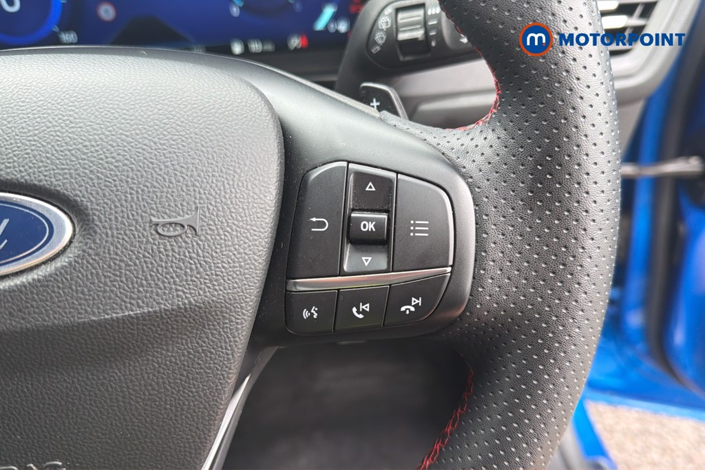 Ford Focus St-Line Vignale Automatic Diesel Hatchback - Stock Number (1672334) - 11th supplementary image