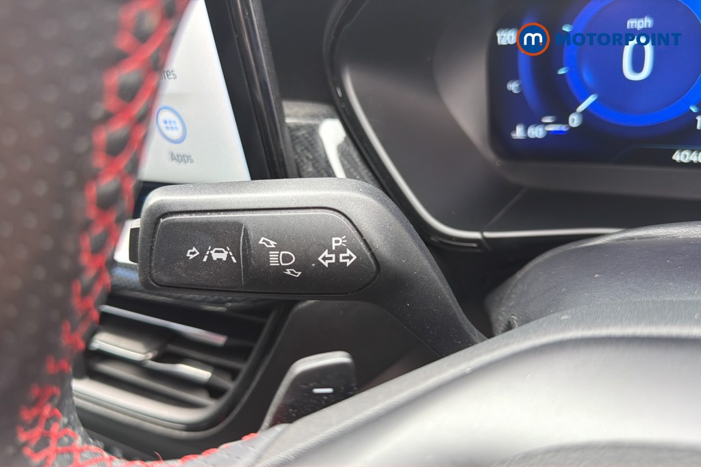 Ford Focus St-Line Vignale Automatic Diesel Hatchback - Stock Number (1672334) - 12th supplementary image