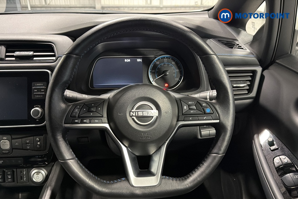 Nissan Leaf Tekna Automatic Electric Hatchback - Stock Number (1672443) - 2nd supplementary image