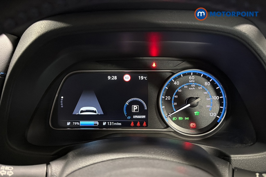 Nissan Leaf Tekna Automatic Electric Hatchback - Stock Number (1672443) - 7th supplementary image