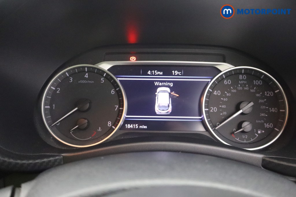 Nissan Juke N-Connecta Manual Petrol SUV - Stock Number (1672629) - 3rd supplementary image