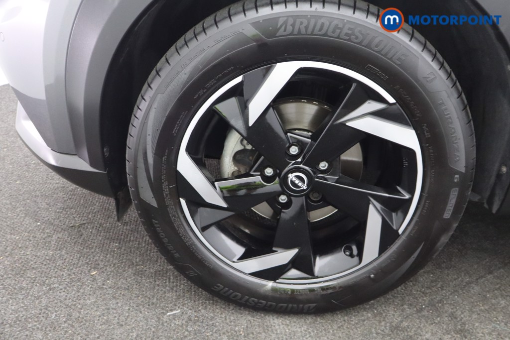 Nissan Juke N-Connecta Manual Petrol SUV - Stock Number (1672629) - 19th supplementary image