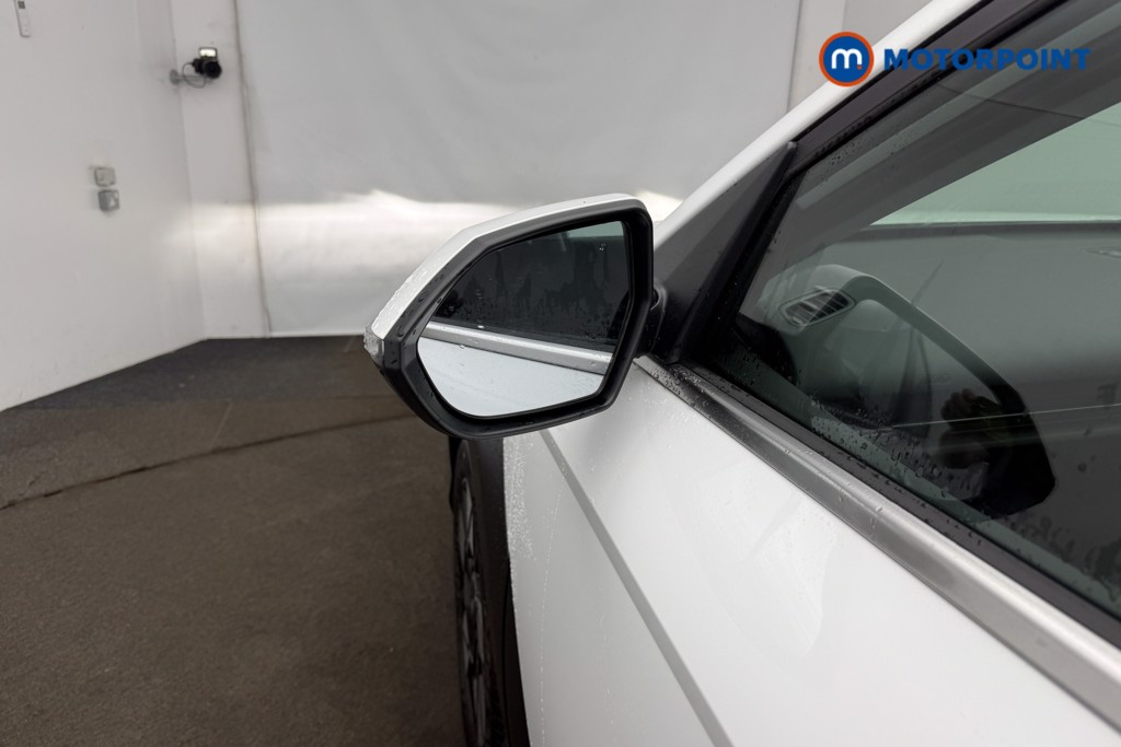 Hyundai Kona Advance Automatic Petrol-Electric Hybrid SUV - Stock Number (1672634) - 32nd supplementary image