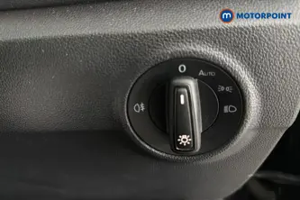 Volkswagen T-Roc Life Manual Petrol SUV - Stock Number (1672645) - 11th supplementary image