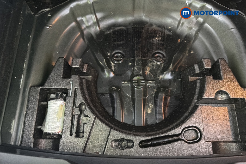 Volkswagen T-Roc Life Manual Petrol SUV - Stock Number (1672645) - 33rd supplementary image