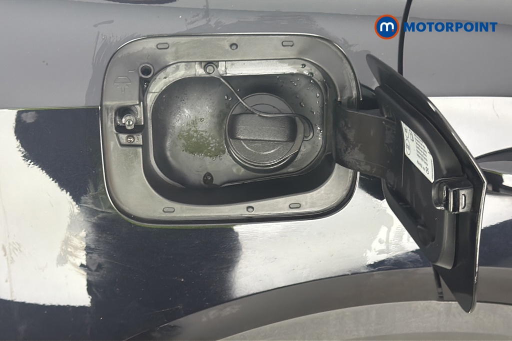 Volkswagen T-Roc Life Manual Petrol SUV - Stock Number (1672645) - 41st supplementary image