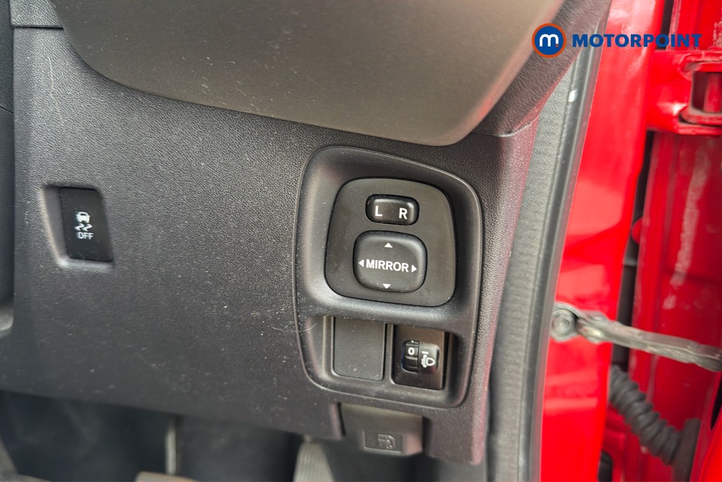 Toyota Aygo X-Play Manual Petrol Hatchback - Stock Number (1672884) - 17th supplementary image