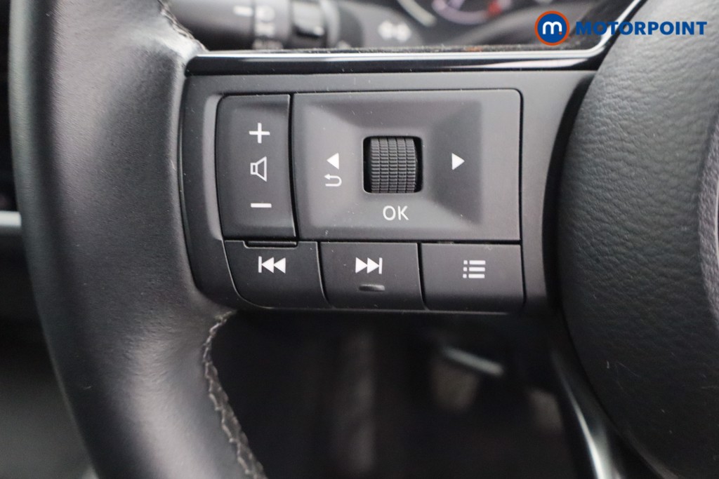 Nissan Qashqai Acenta Premium Manual Petrol SUV - Stock Number (1673048) - 14th supplementary image