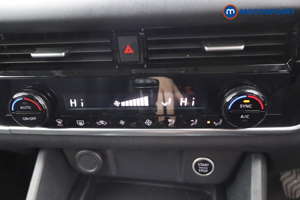 Nissan Qashqai Acenta Premium Manual Petrol SUV - Stock Number (1673048) - 16th supplementary image