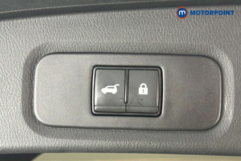 Nissan Qashqai Tekna Automatic Petrol-Electric Hybrid SUV - Stock Number (1673187) - 35th supplementary image