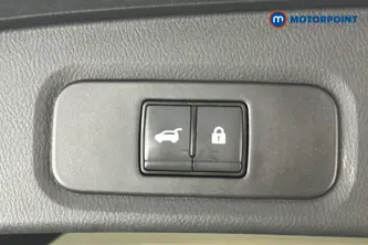 Nissan Qashqai Tekna Automatic Petrol-Electric Hybrid SUV - Stock Number (1673187) - 35th supplementary image