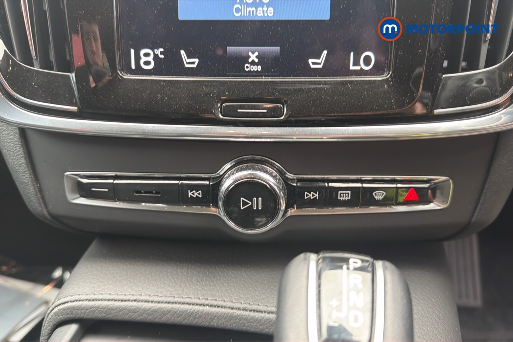 Volvo V90 Momentum Plus Automatic Petrol Estate - Stock Number (1673529) - 15th supplementary image