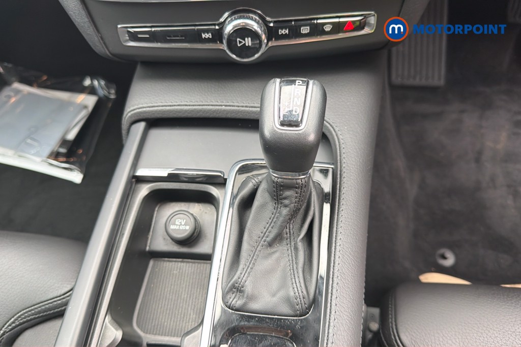Volvo V90 Momentum Plus Automatic Petrol Estate - Stock Number (1673529) - 16th supplementary image