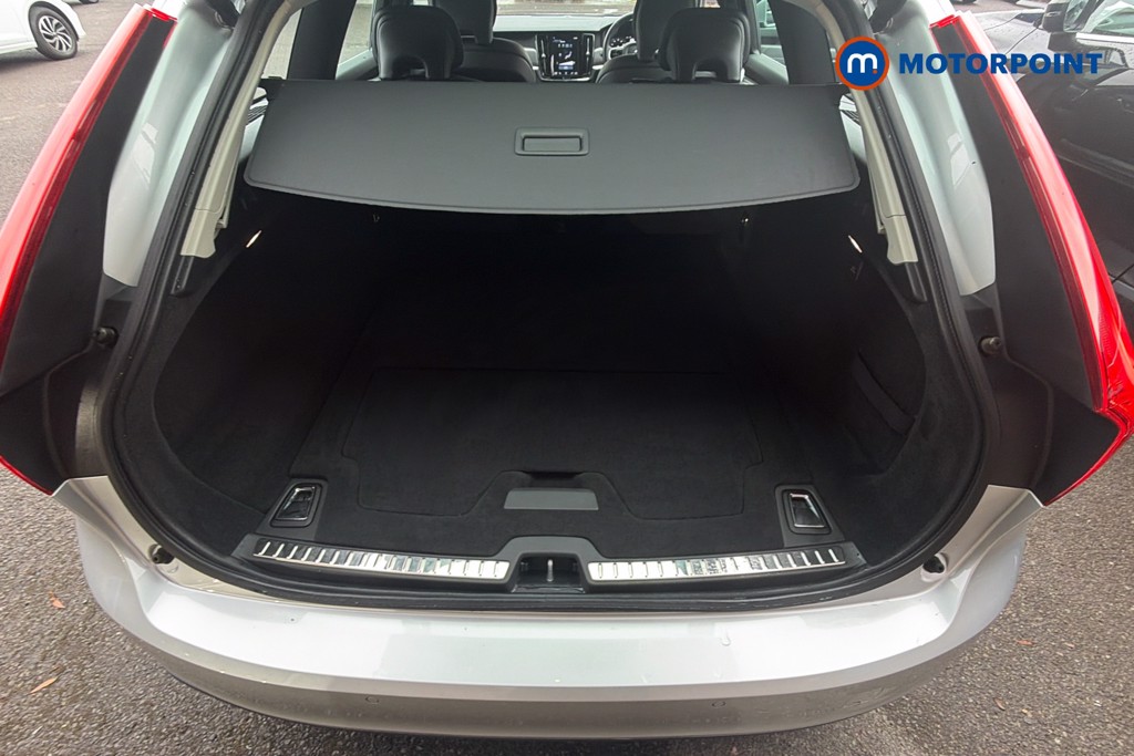 Volvo V90 Momentum Plus Automatic Petrol Estate - Stock Number (1673529) - 20th supplementary image