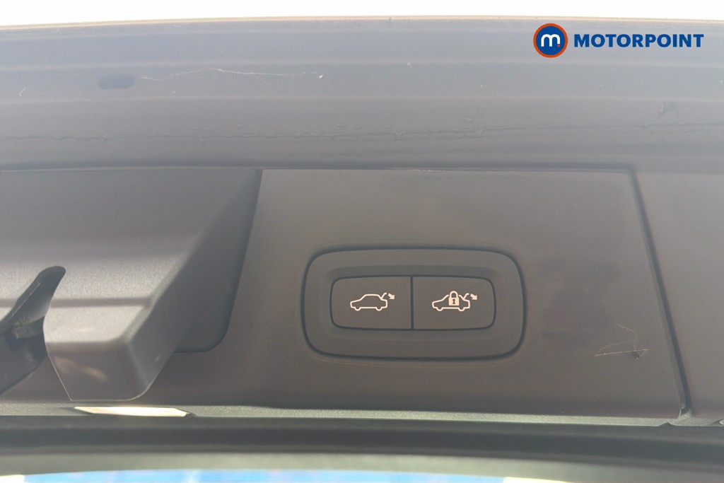 Volvo V90 Momentum Plus Automatic Petrol Estate - Stock Number (1673529) - 21st supplementary image
