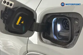 Volvo Ex40 Ultra Automatic Electric SUV - Stock Number (1673543) - 41st supplementary image