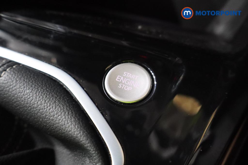 Volkswagen Golf Black Edition Manual Petrol Hatchback - Stock Number (1673587) - 9th supplementary image