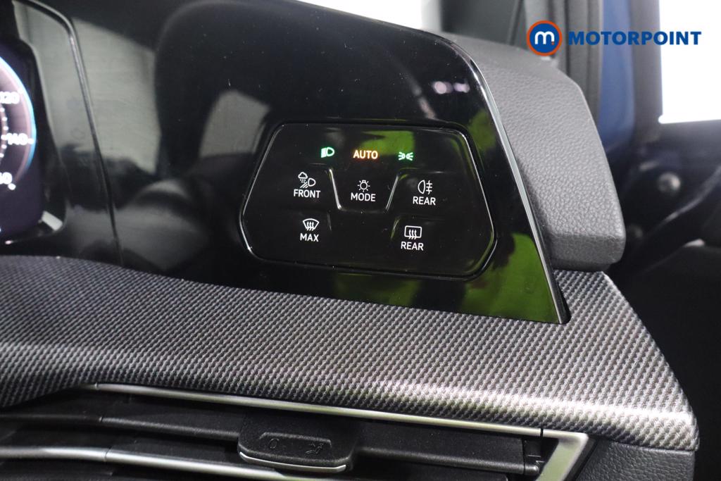 Volkswagen Golf Black Edition Manual Petrol Hatchback - Stock Number (1673587) - 14th supplementary image