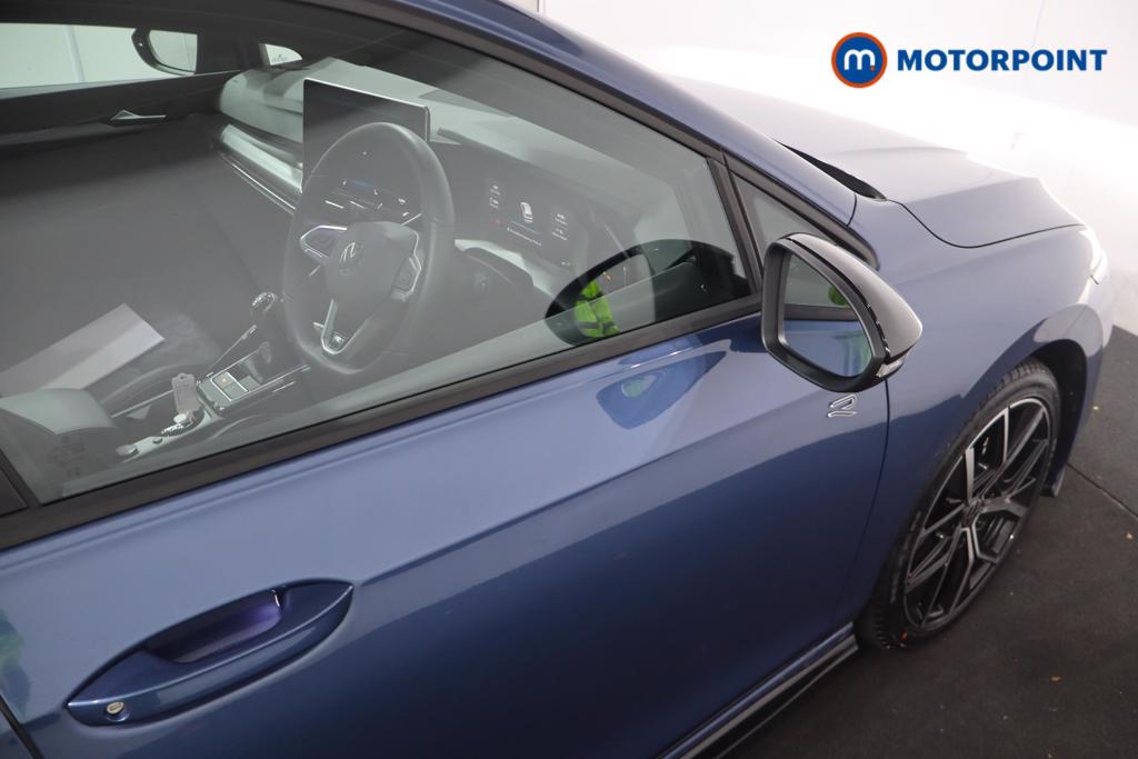 Volkswagen Golf Black Edition Manual Petrol Hatchback - Stock Number (1673587) - 17th supplementary image