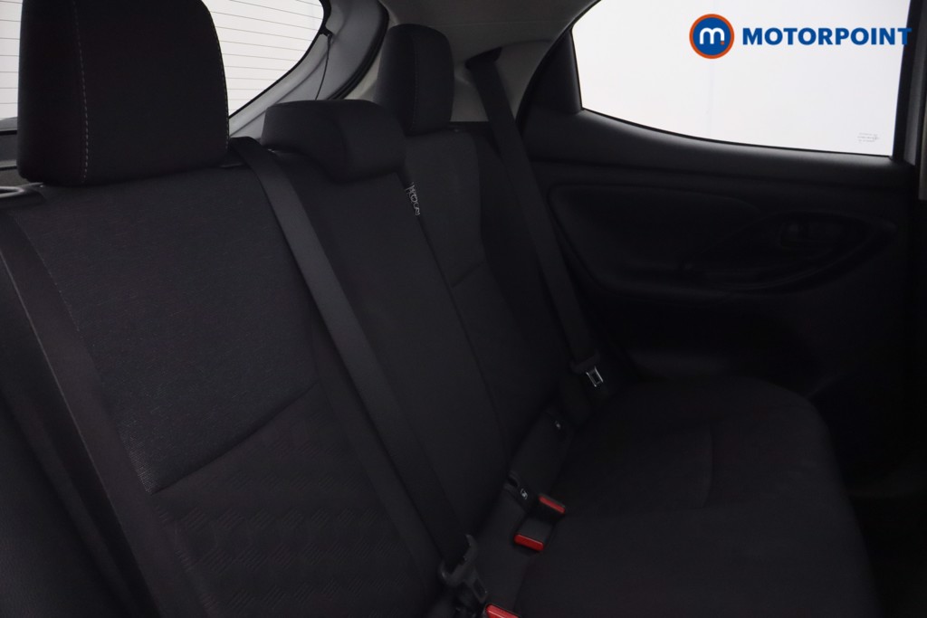 Toyota Yaris Design Automatic Petrol-Electric Hybrid Hatchback - Stock Number (1673776) - 24th supplementary image