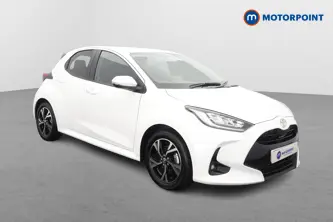 Toyota Yaris Design Automatic Petrol-Electric Hybrid Hatchback - Stock Number (1673776) - Drivers side front corner