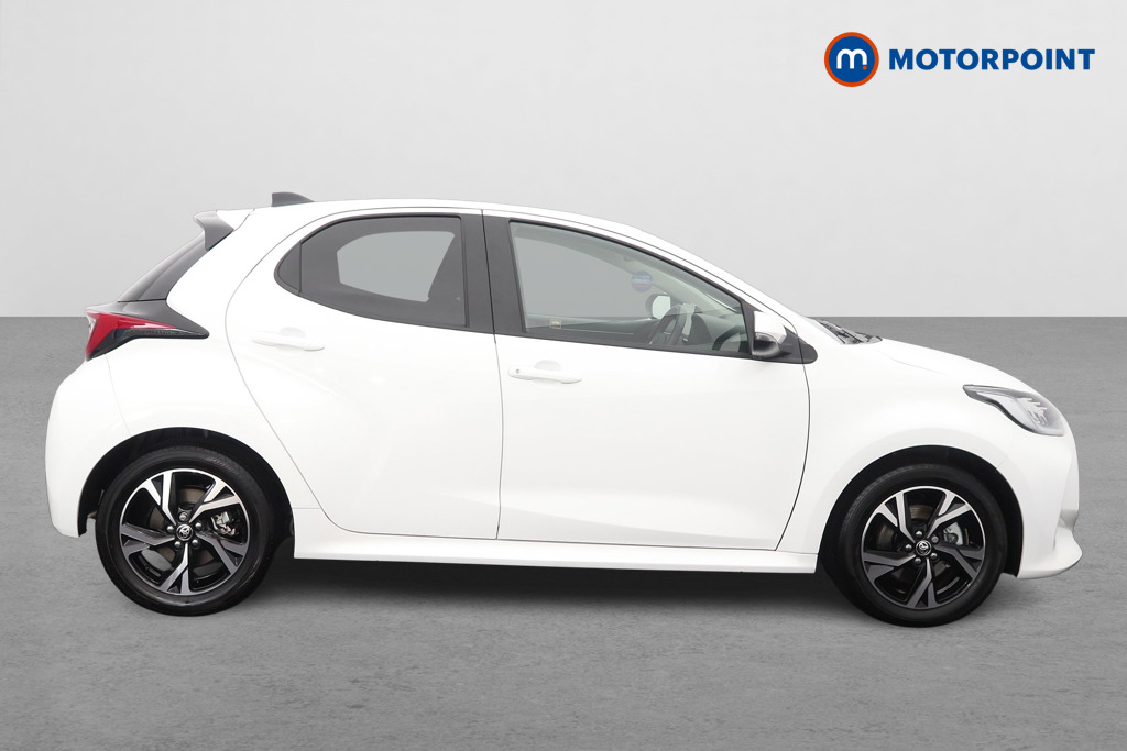 Toyota Yaris Design Automatic Petrol-Electric Hybrid Hatchback - Stock Number (1673776) - Drivers side