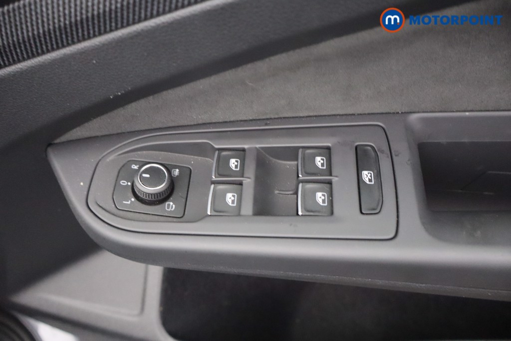 Volkswagen Golf Black Edition Automatic Petrol Hatchback - Stock Number (1673854) - 9th supplementary image