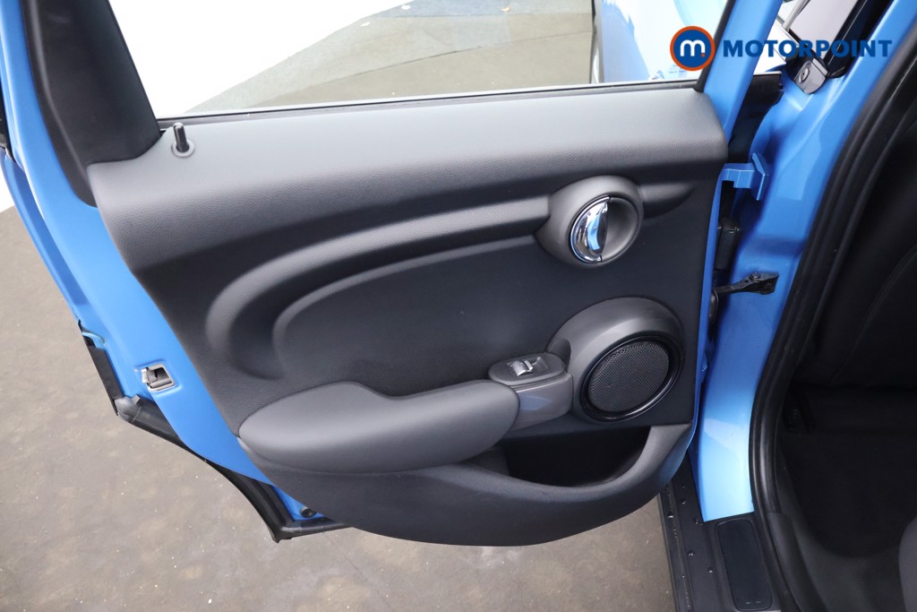 Mini Hatchback Cooper Automatic Petrol Hatchback - Stock Number (1673950) - 25th supplementary image