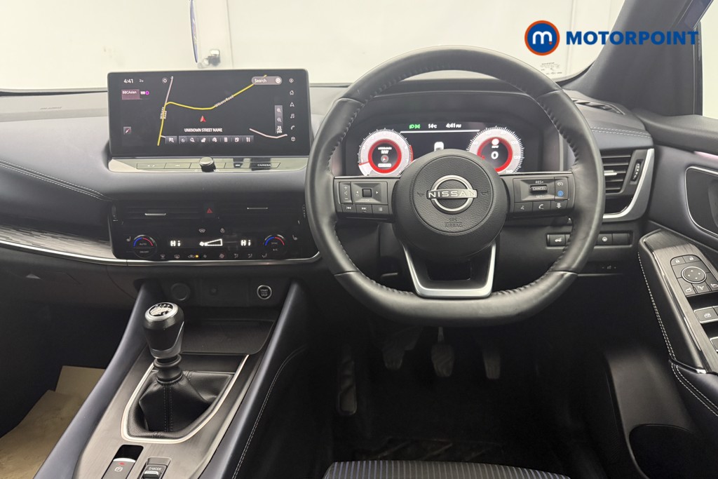 Nissan Qashqai Tekna Manual Petrol SUV - Stock Number (1674030) - 2nd supplementary image