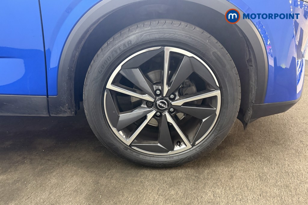 Nissan Qashqai Tekna Manual Petrol SUV - Stock Number (1674030) - 20th supplementary image