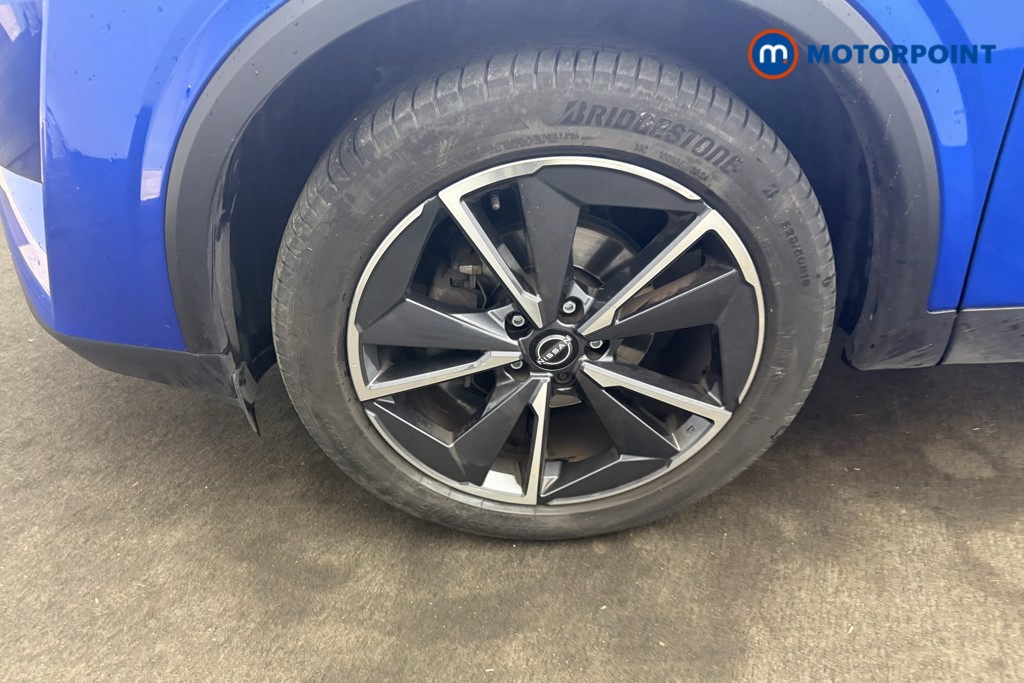 Nissan Qashqai Tekna Manual Petrol SUV - Stock Number (1674030) - 23rd supplementary image