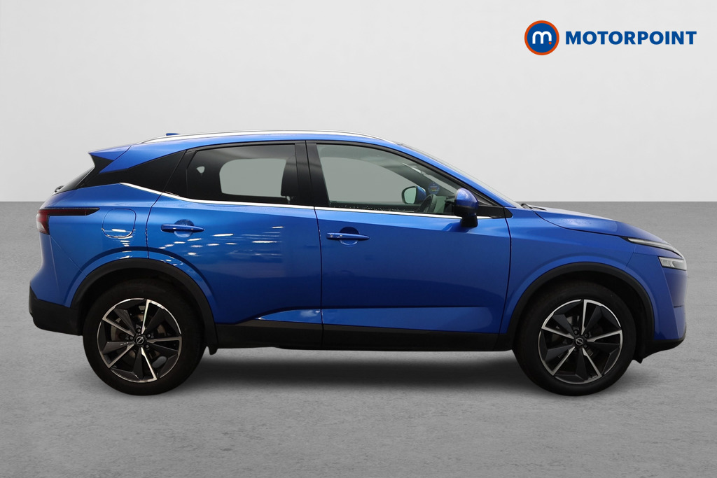 Nissan Qashqai Tekna Manual Petrol SUV - Stock Number (1674030) - Drivers side